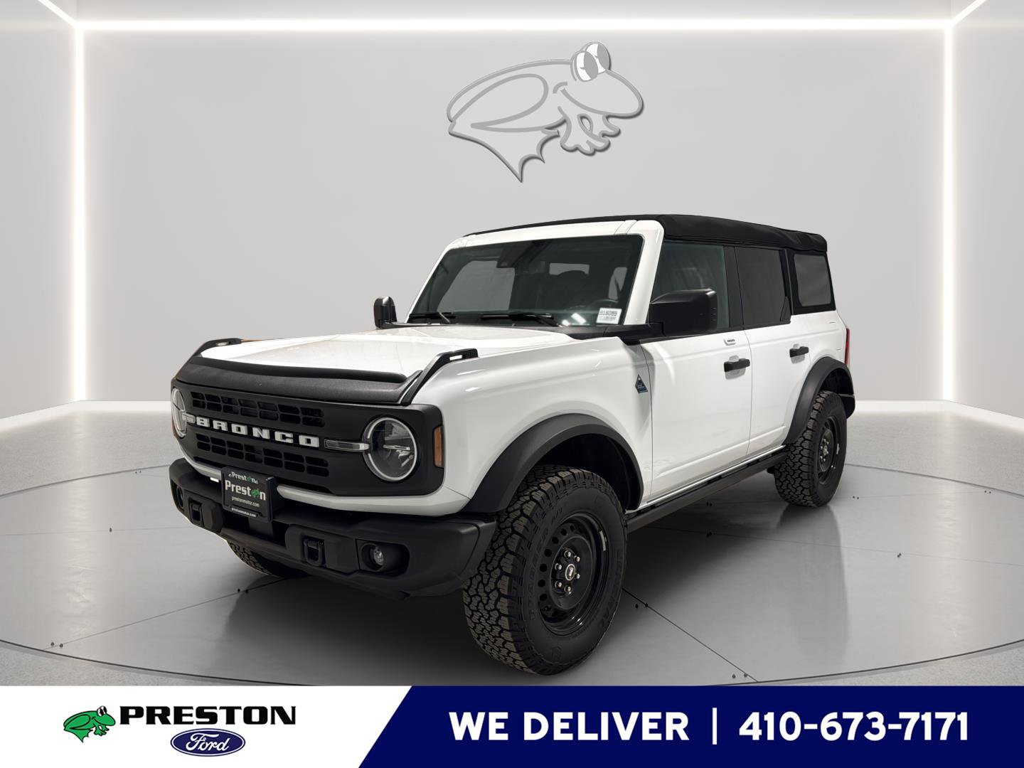 Used 2023 Ford Bronco Black Diamond image 1