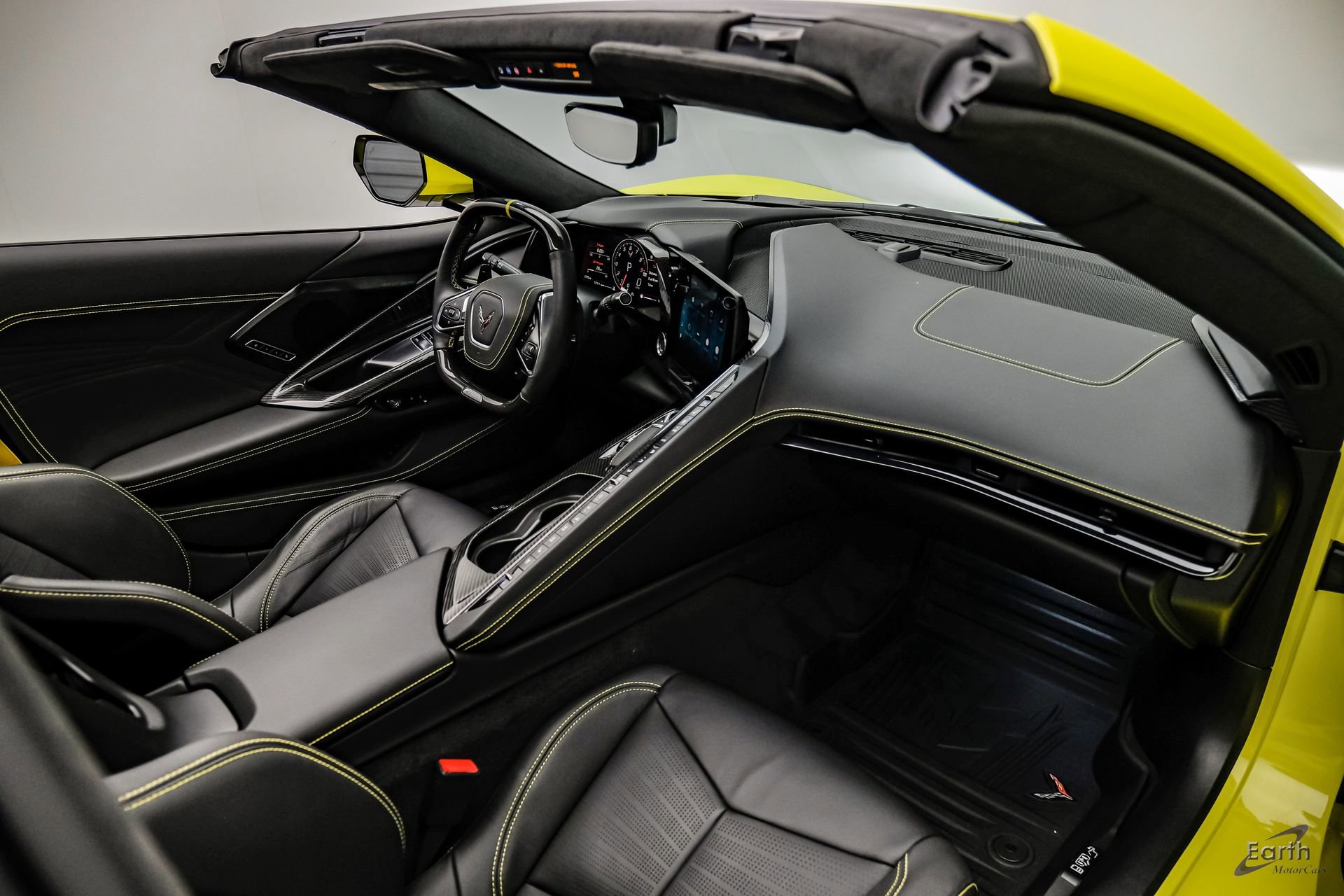 Used 2024 Chevrolet Corvette Z06 w/ Stealth Interior Trim Package RWD image 59