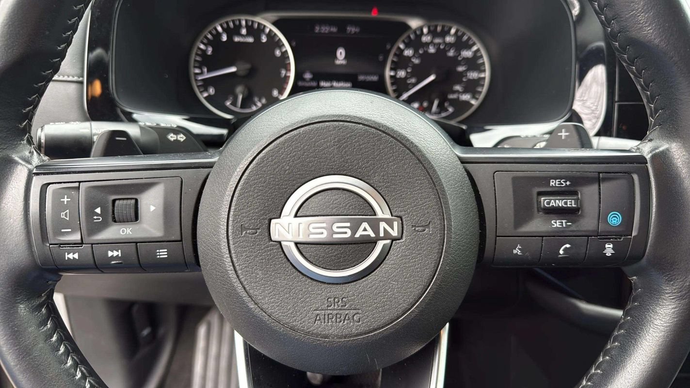 Used 2024 Nissan Pathfinder SV AWD/4WD image 11