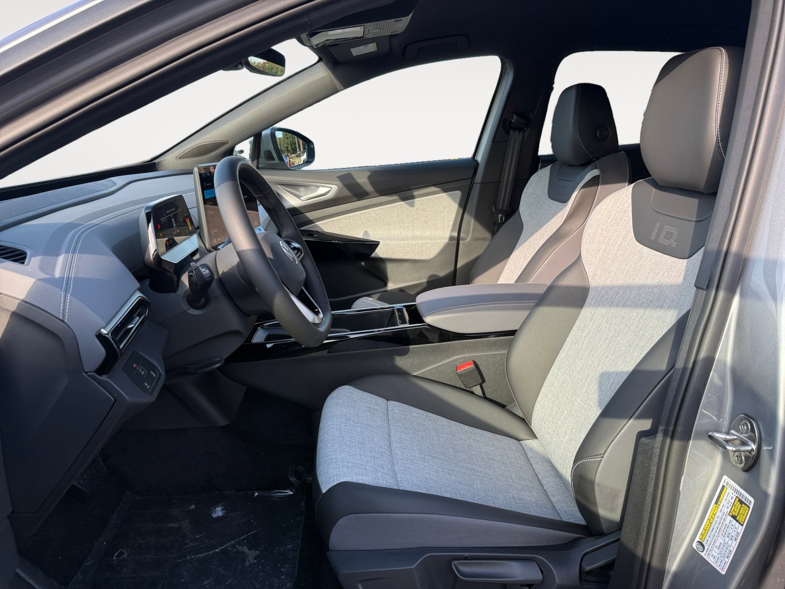 New 2025 Volkswagen ID.4 Pro RWD image 10