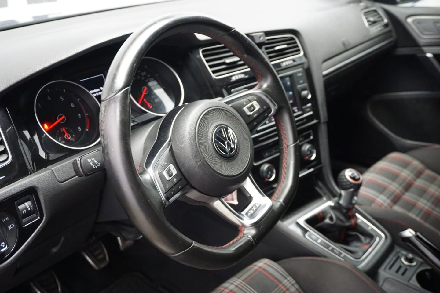 Used 2021 Volkswagen GTI S FWD image 14