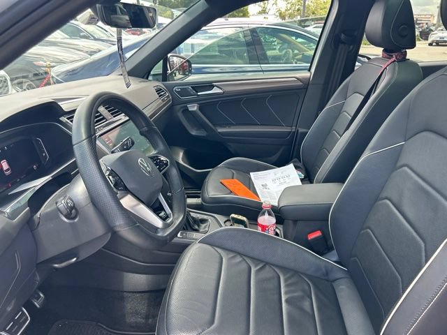 Used 2024 Volkswagen Tiguan SEL R-Line AWD/4WD image 12