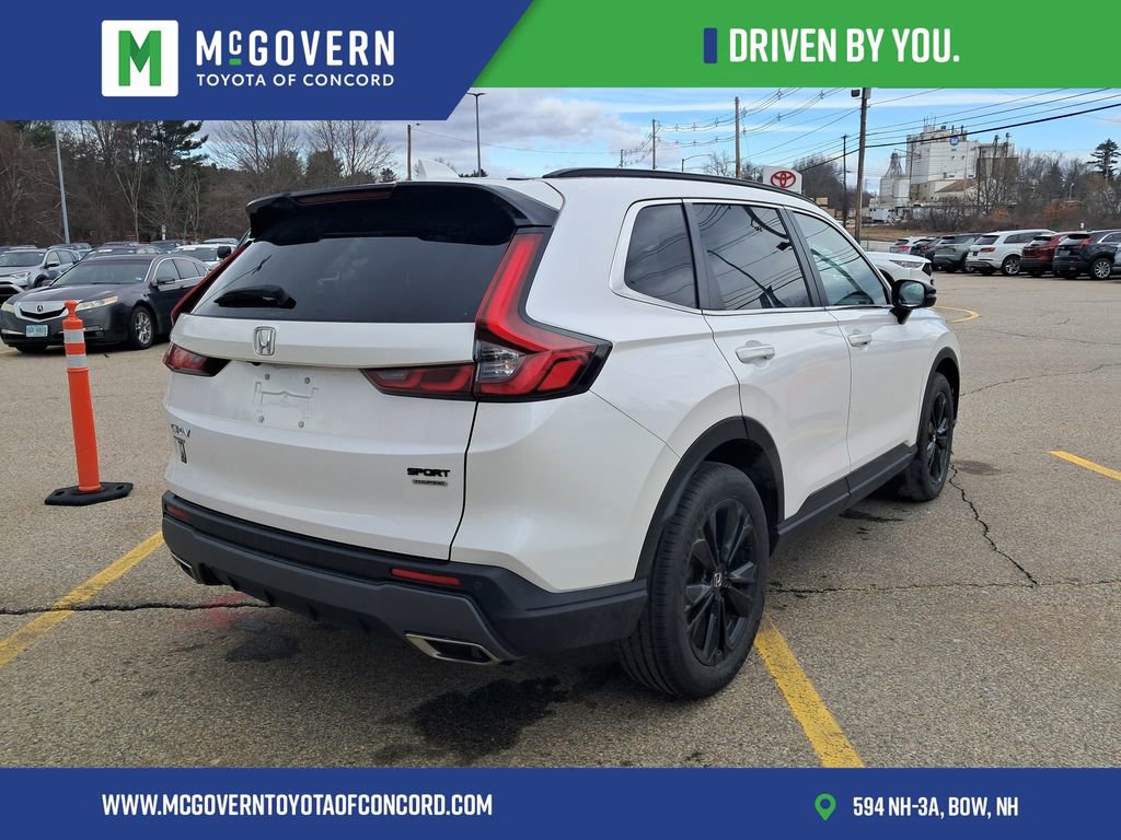 Used 2023 Honda CR-V Sport Touring image 3