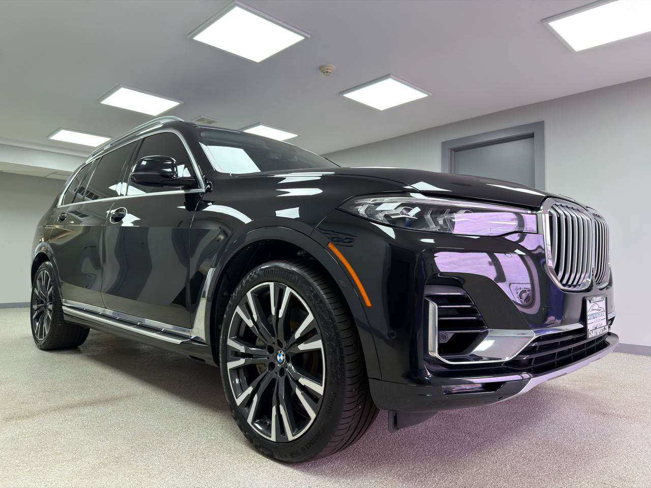 Used 2020 BMW X7 xDrive50i w/ Cold Weather Package AWD/4WD image 4