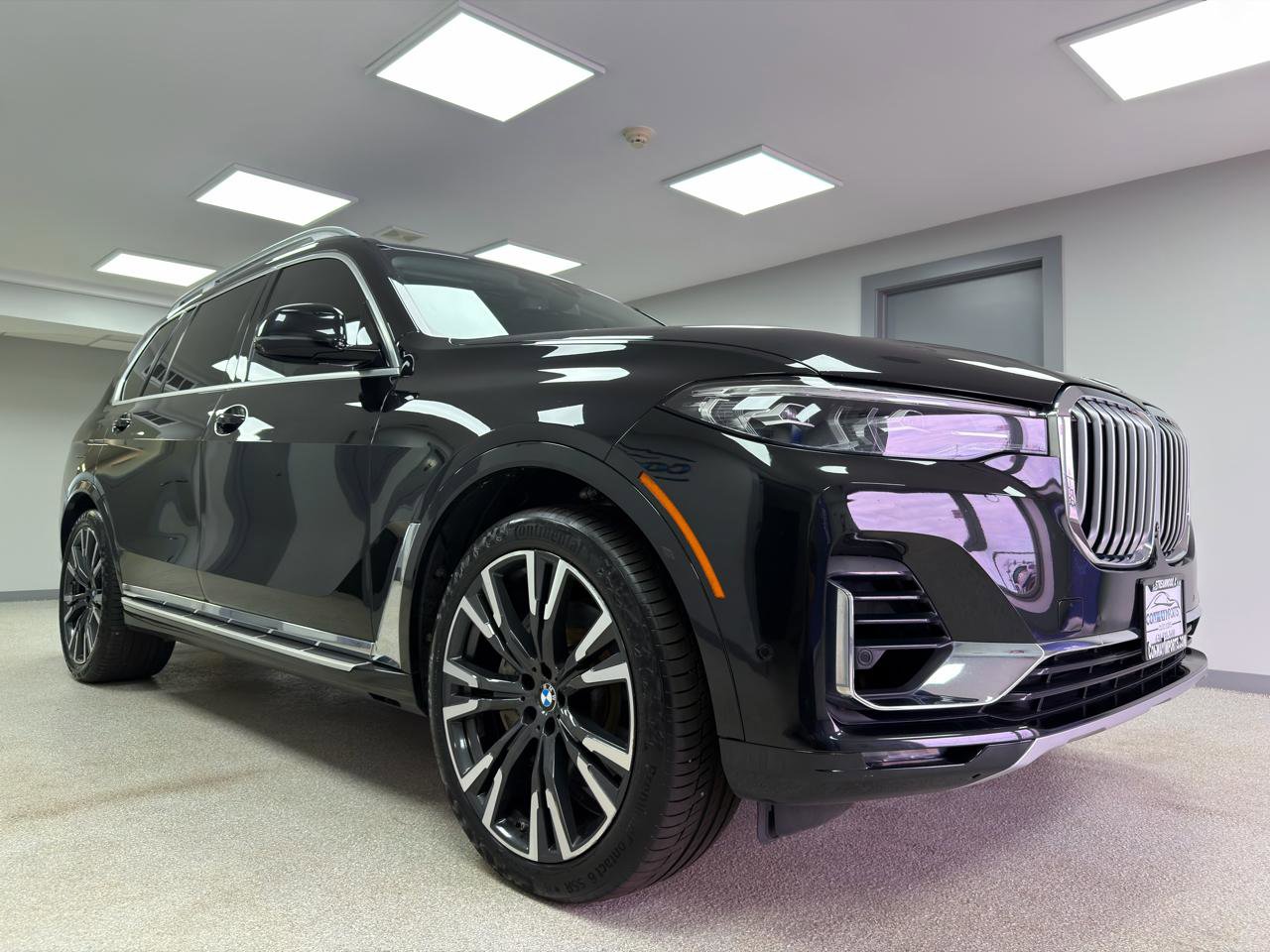 Used 2020 BMW X7 xDrive50i w/ Cold Weather Package AWD/4WD image 4