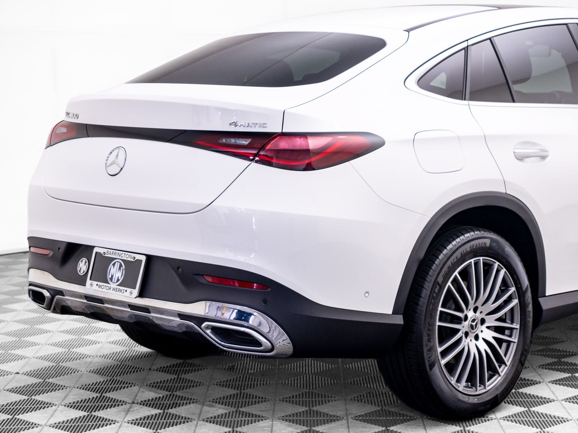 Certified 2025 Mercedes-Benz GLC 300 4MATIC image 38