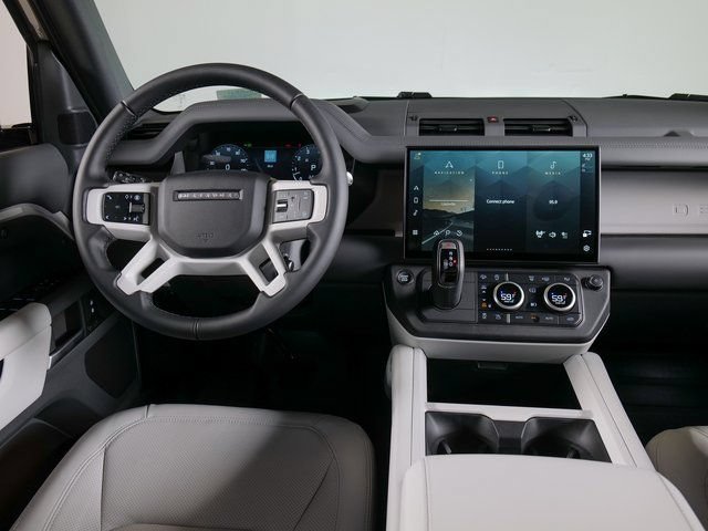 New 2026 Land Rover Defender 110 X-Dynamic SE AWD/4WD image 11