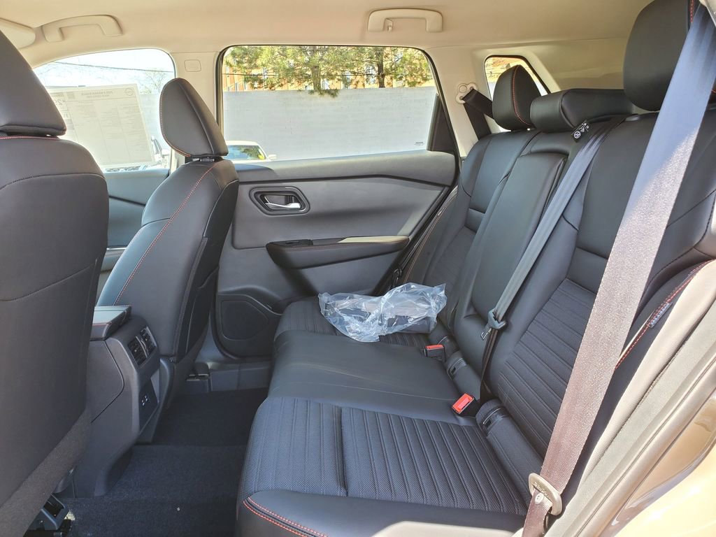 New 2026 Nissan Rogue SV AWD/4WD image 11