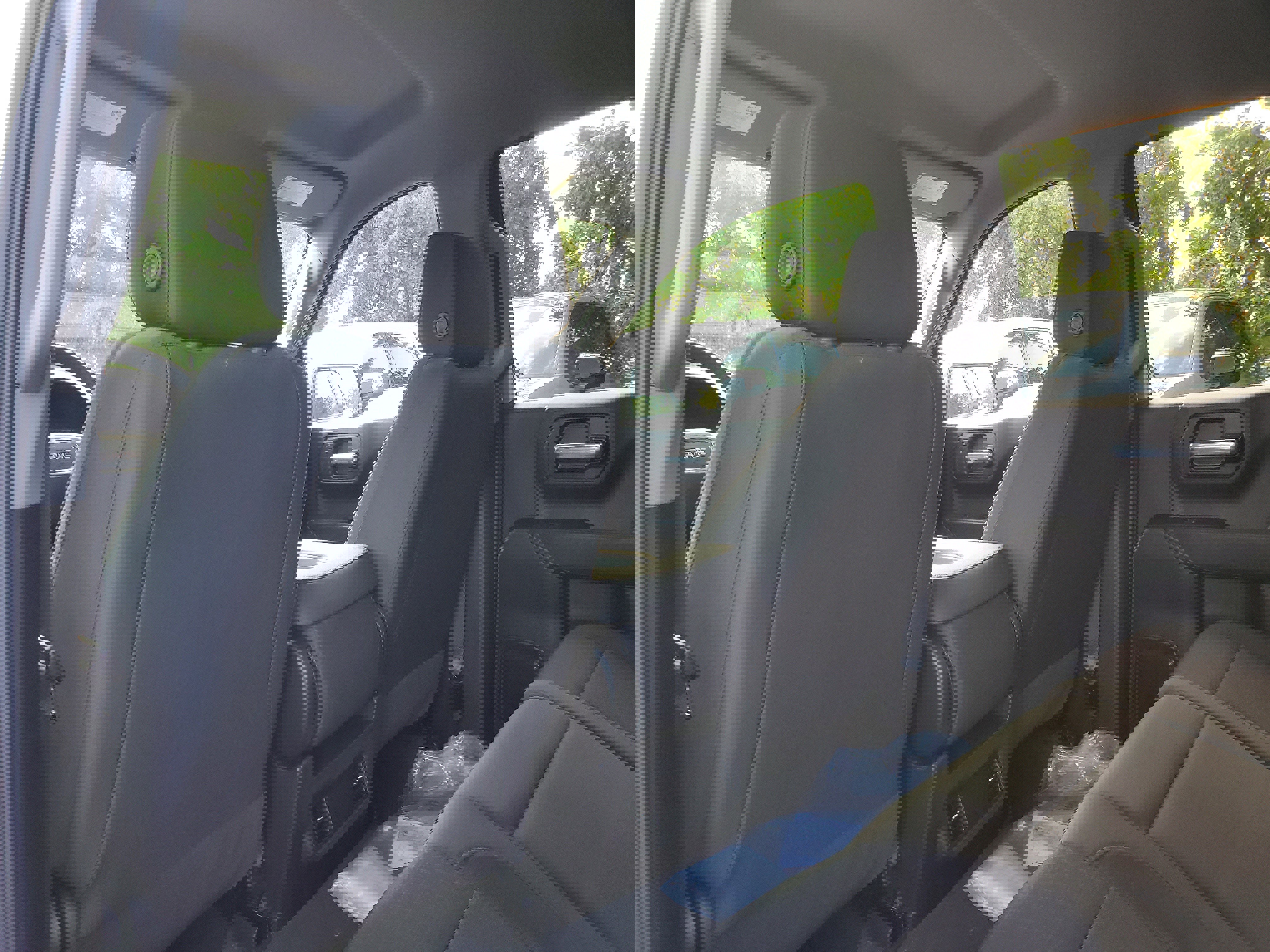 New 2026 GMC Sierra 1500 Pro w/ Graphite Edition AWD/4WD image 9