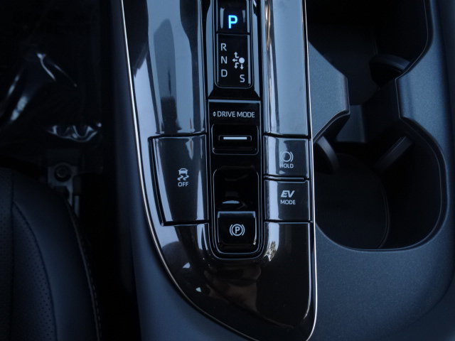 New 2026 Toyota Crown Signia AWD/4WD image 25