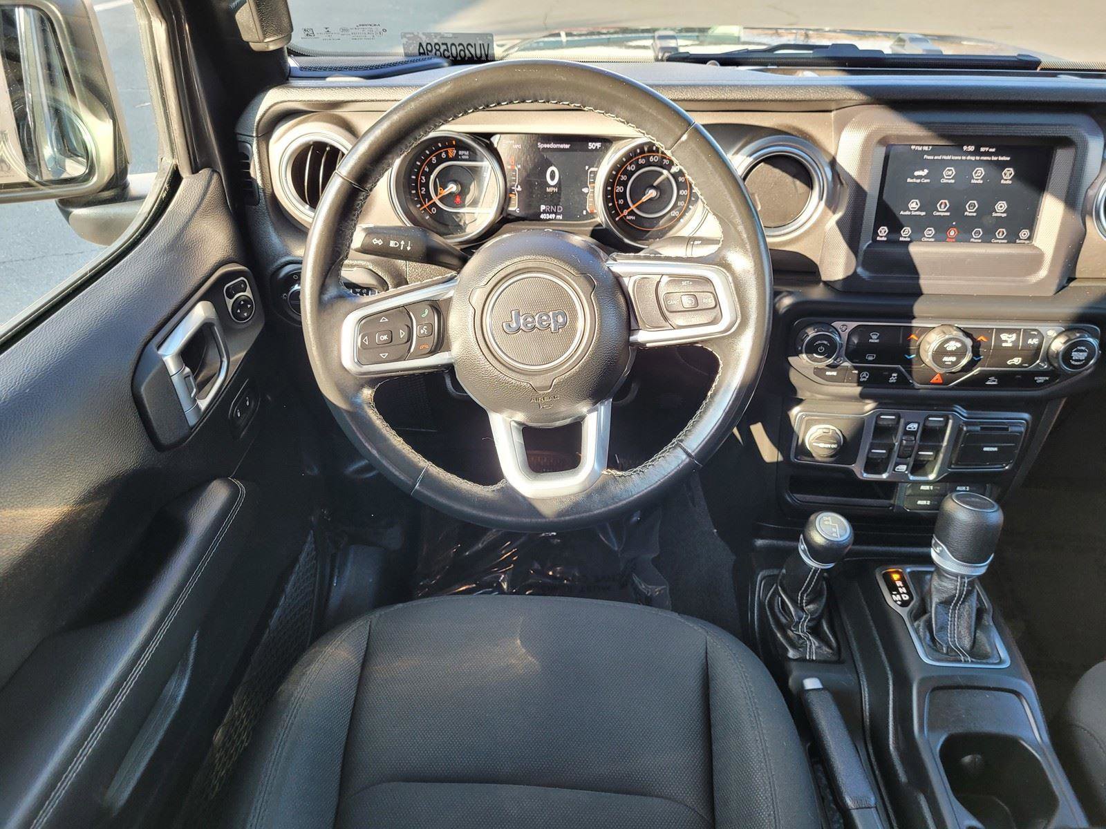 Used 2020 Jeep Gladiator Overland w/ Trailer Tow Package image 19