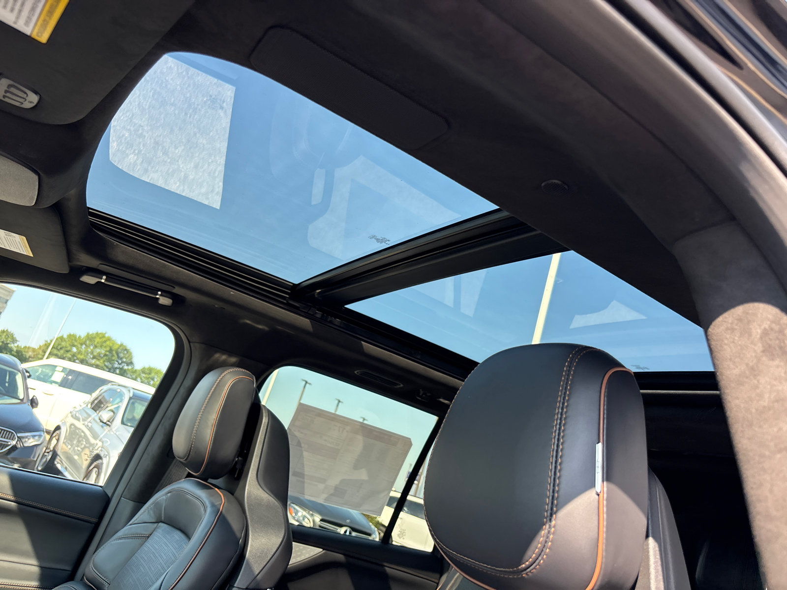 New 2027 Lincoln Navigator Black Label AWD/4WD image 25