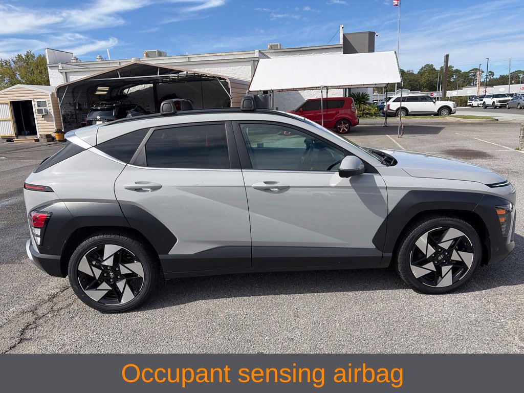 Used 2024 Hyundai Kona Limited FWD image 26