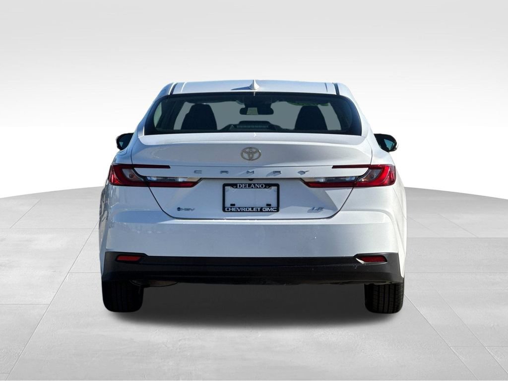 Used 2025 Toyota Camry LE FWD image 4