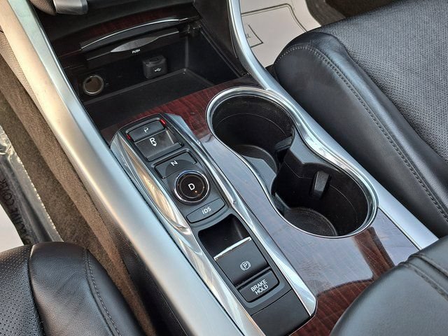 Used 2016 Acura TLX w/ Technology Package FWD image 18