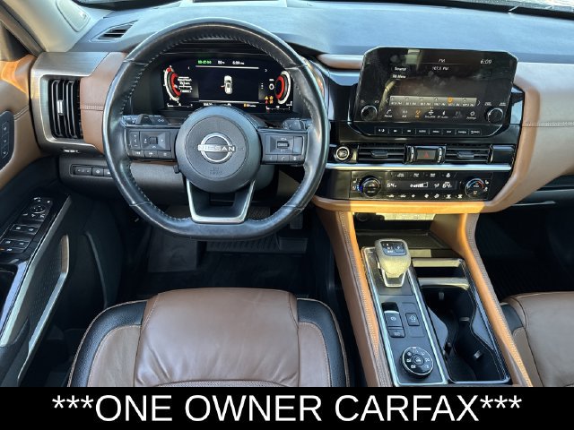 Used 2023 Nissan Pathfinder Platinum AWD/4WD image 16