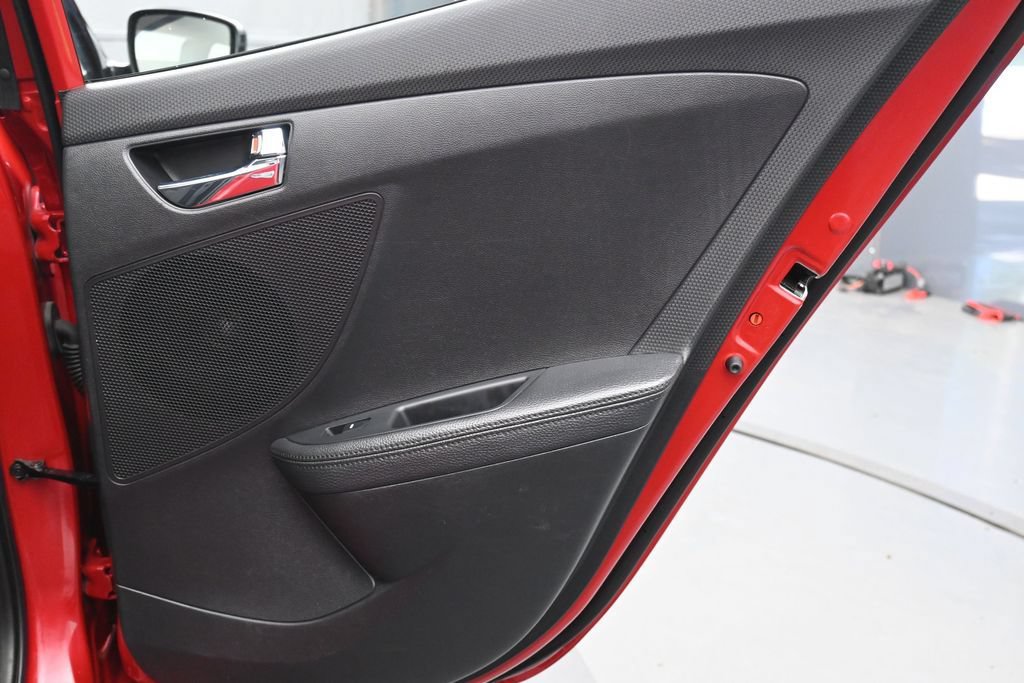 Used 2014 Hyundai Veloster w/ Style Package 02 FWD image 21