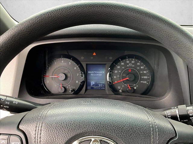Used 2017 Toyota Sienna L FWD image 21