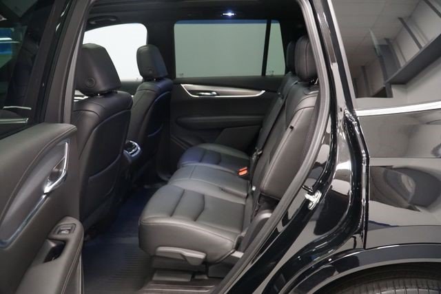 Certified 2024 Cadillac XT6 Luxury w/ LPO, Floor Liner Package AWD/4WD image 24