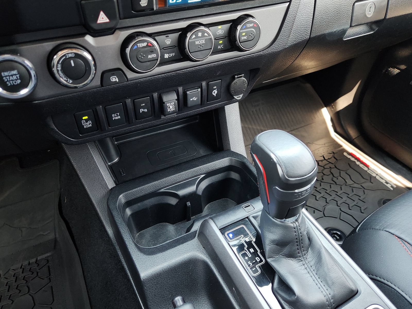 Used 2023 Toyota Tacoma TRD Pro AWD/4WD image 25