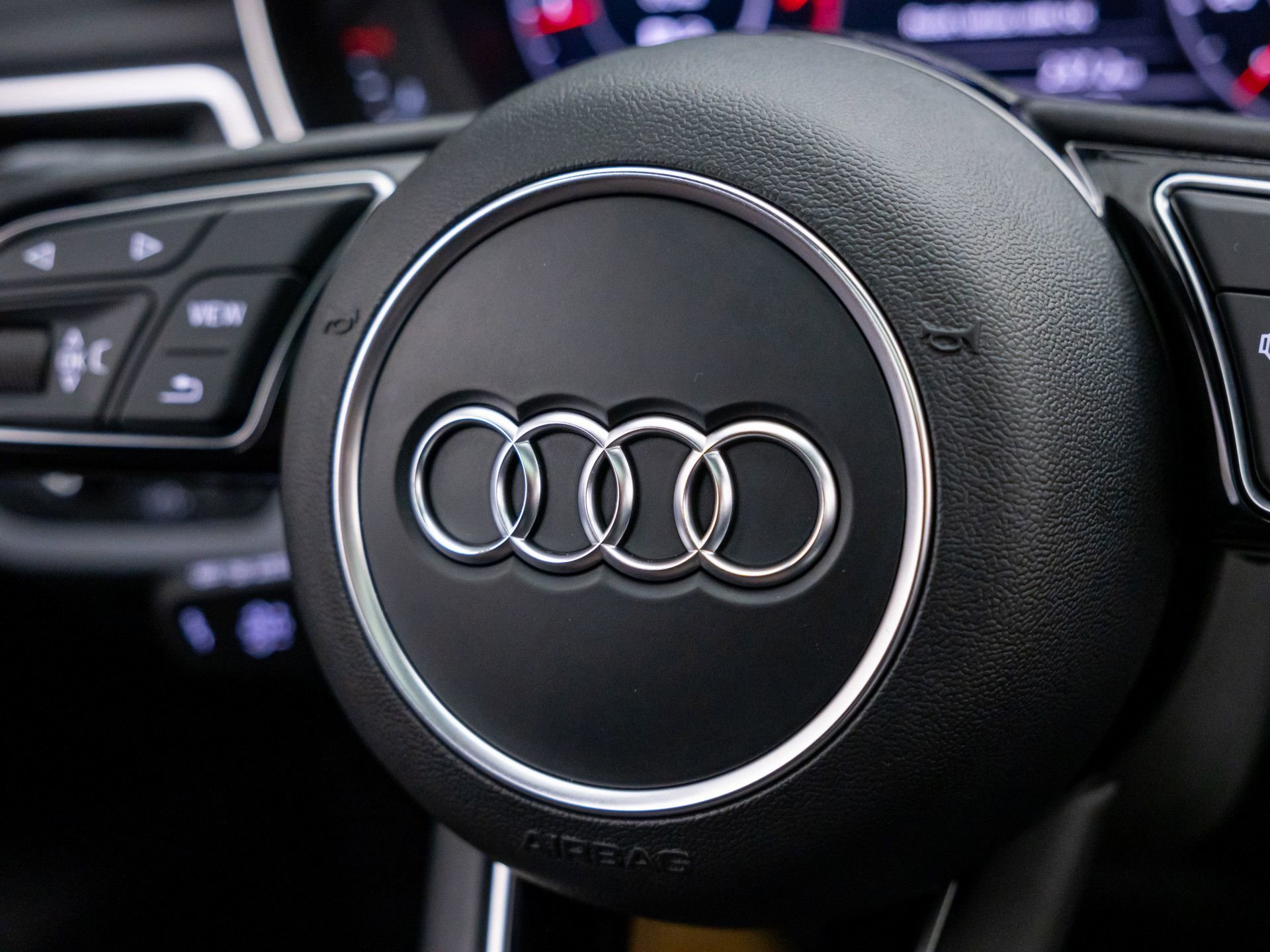 Used 2018 Audi A4 2.0T Premium Plus w/ Premium Plus Package image 27