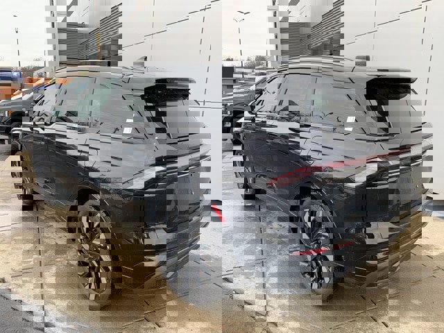 New 2026 Lincoln Nautilus Reserve w/ Jet Appearance Package image 10