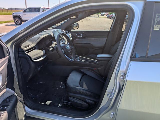 Used 2024 Jeep Compass Latitude AWD/4WD image 10
