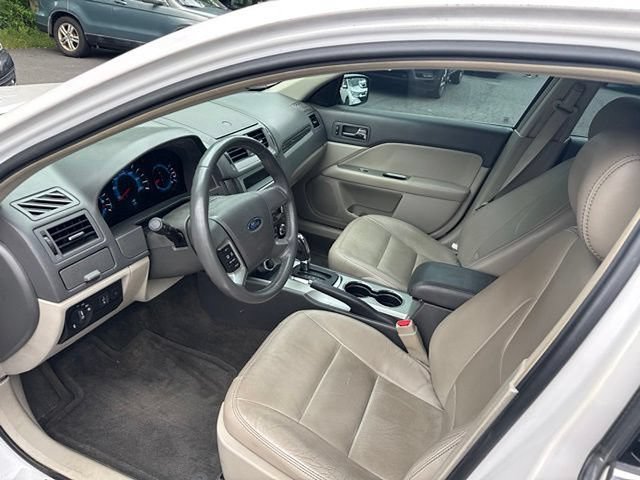 Used 2011 Ford Fusion SEL FWD image 10