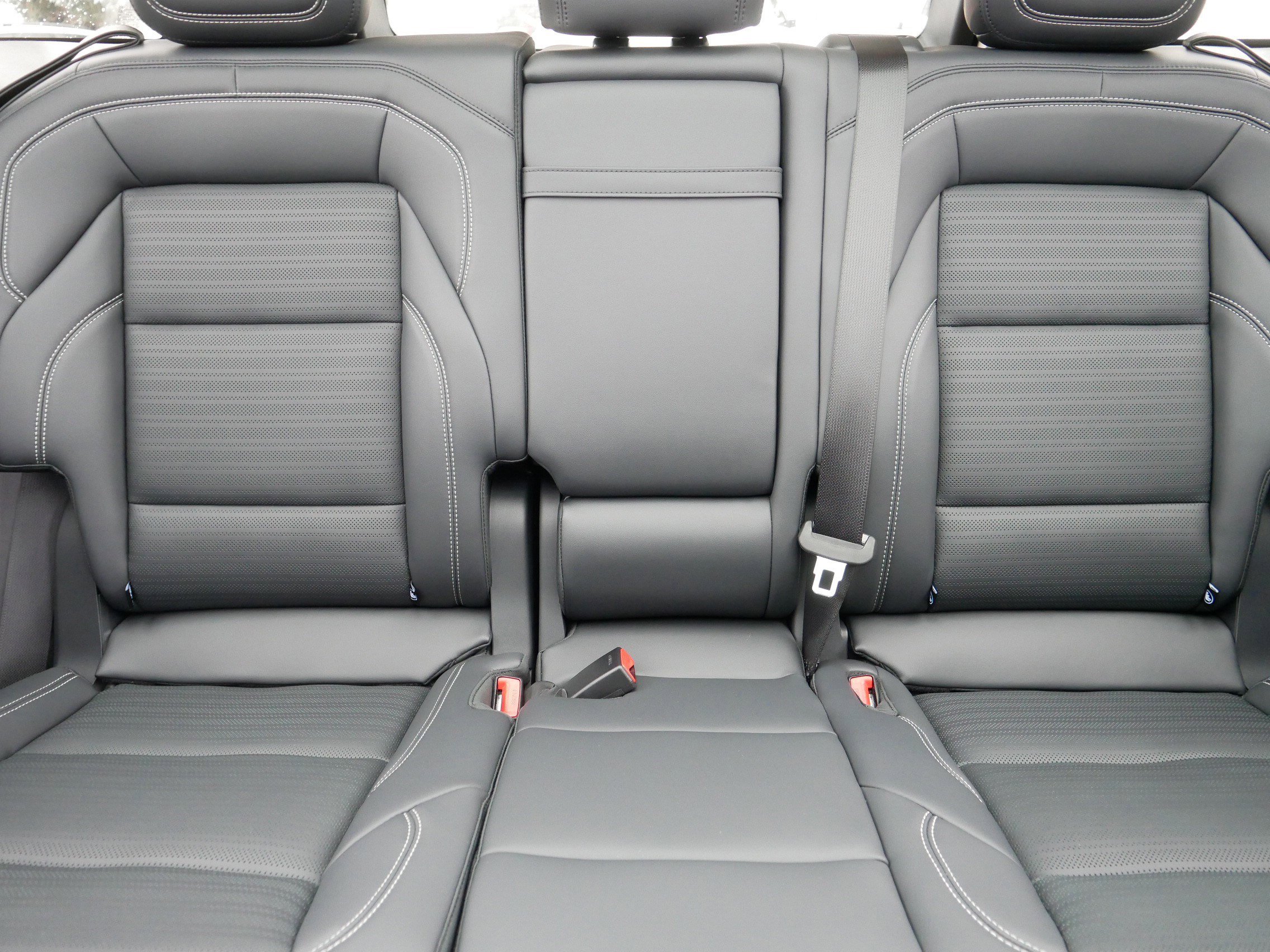 Used 2025 Lincoln Nautilus Reserve image 13