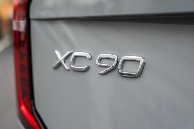 New 2026 Volvo XC90 B6 Plus w/ Protection Package Premier image 9