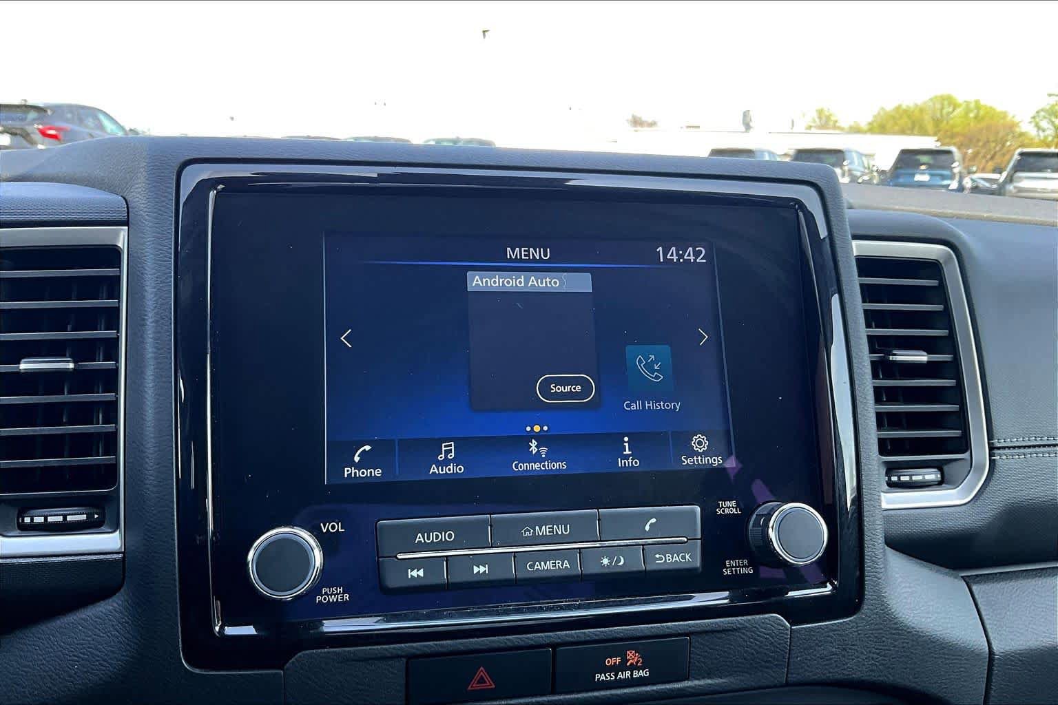 Used 2023 Nissan Frontier SV w/ Technology Package image 33