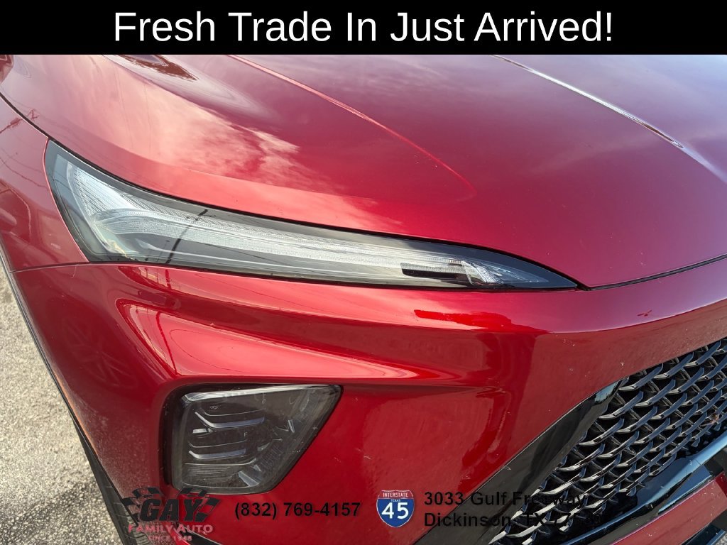 Certified 2025 Buick Enclave Sport Touring w/ LPO, All-Weather Package FWD image 5
