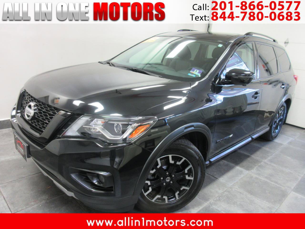 Used 2019 Nissan Pathfinder SL image 1
