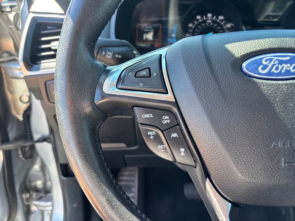 Used 2022 Ford Edge SEL AWD/4WD image 12