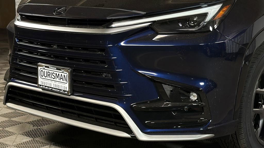 New 2026 Lexus TX 500h AWD image 3