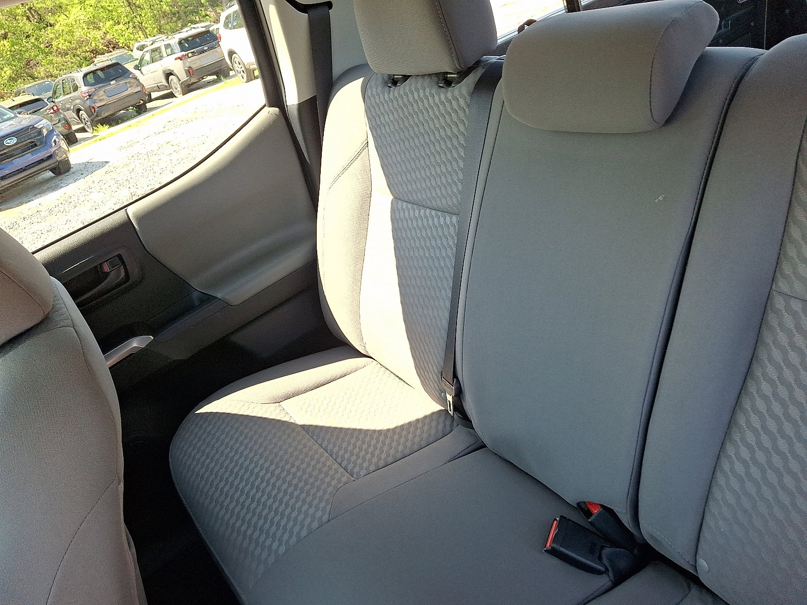 Used 2022 Toyota Tacoma SR5 AWD/4WD image 18