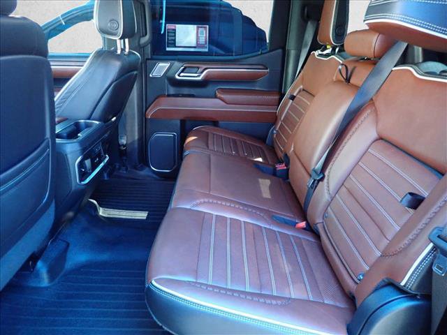 Used 2023 GMC Sierra 1500 Denali Ultimate AWD/4WD image 8
