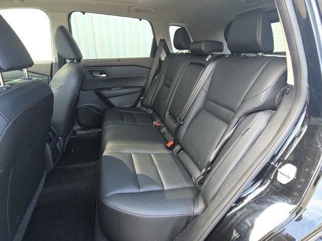 Used 2023 Nissan Rogue SL w/ SL Premium Package AWD/4WD image 12