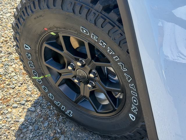 New 2026 Jeep Gladiator Sport AWD/4WD image 12