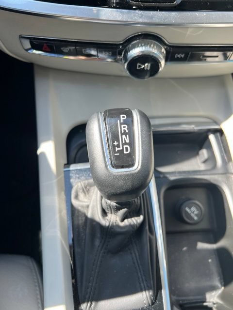 Used 2019 Volvo S60 T5 Momentum FWD image 15