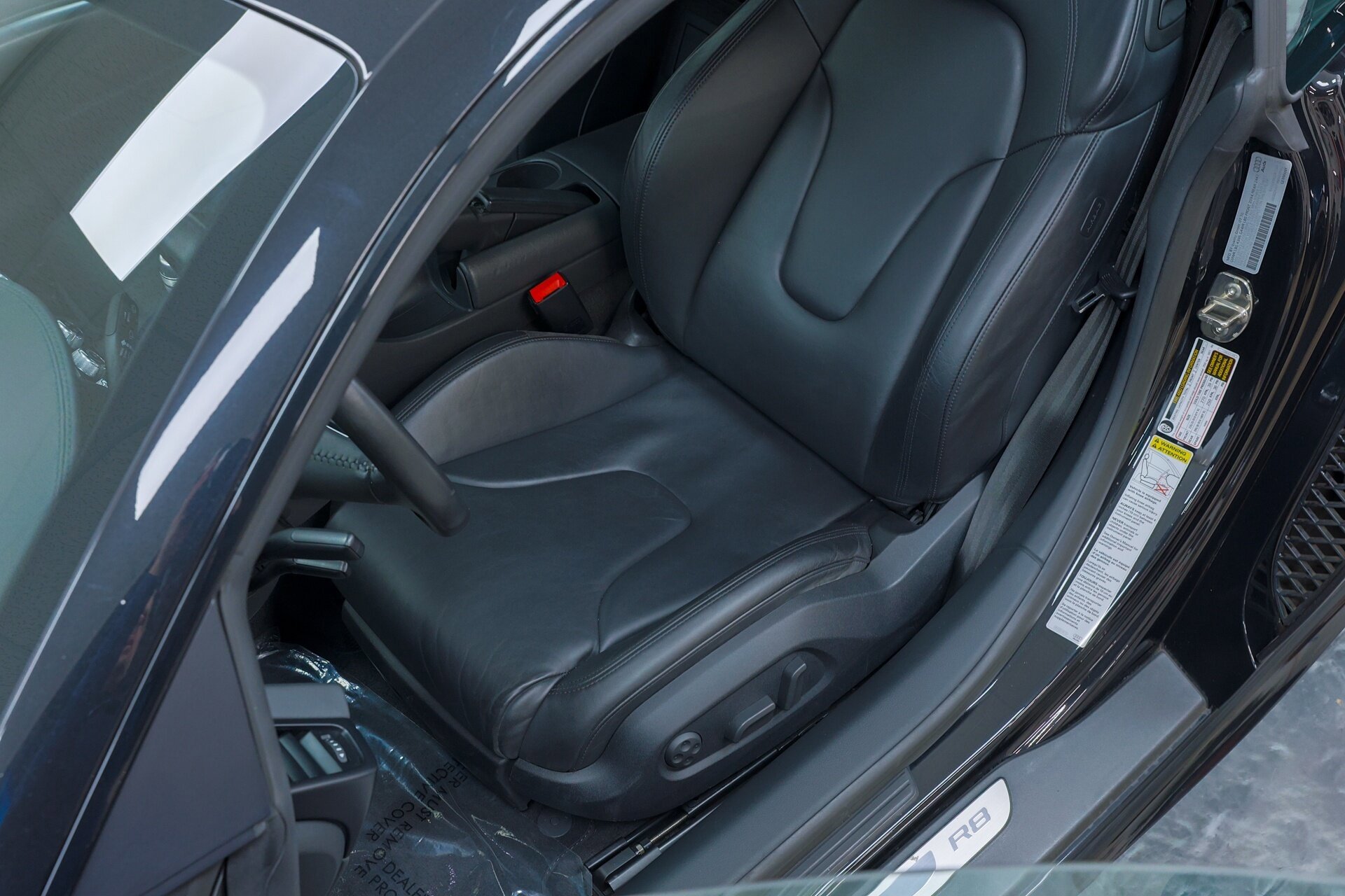 Used 2011 Audi R8 V10 image 60