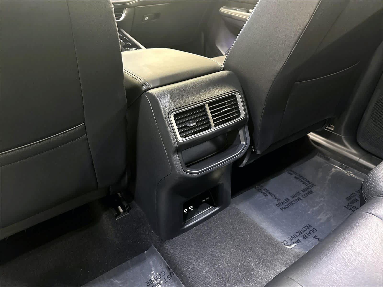 Certified 2026 Volkswagen Atlas Cross Sport SE w/ Panoramic Sunroof Package AWD/4WD image 13