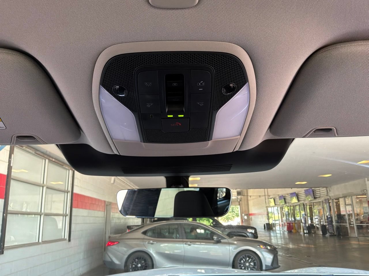 Used 2026 INFINITI QX60 Luxe FWD image 18
