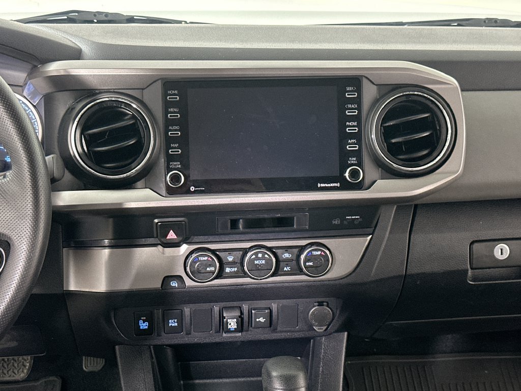 Used 2022 Toyota Tacoma SR5 w/ Technology Package RWD image 20