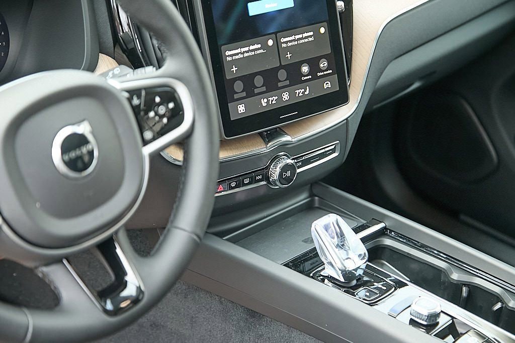 New 2026 Volvo XC60 B5 Plus w/ Protection Package Premier image 16