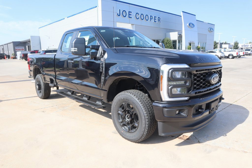 New 2025 Ford F250 XL w/ STX Appearance Package