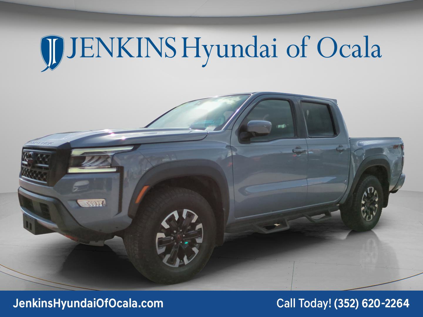 Used 2024 Nissan Frontier PRO-4X w/ Technology Package image 7