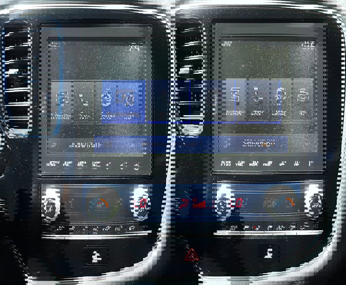 Used 2020 Mitsubishi Outlander SE image 51