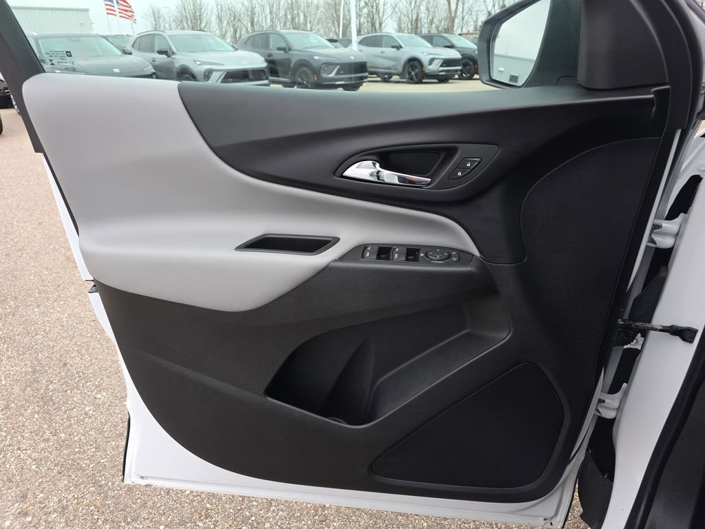 Certified 2024 Chevrolet Equinox LS image 27
