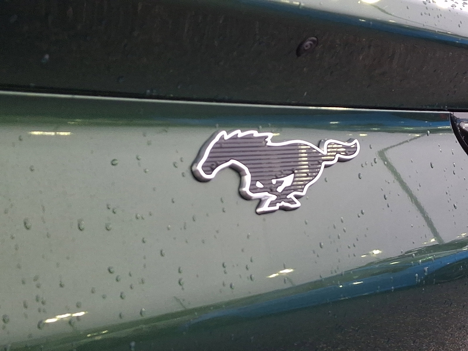 Certified 2025 Ford Mustang Mach-E Premium w/ Sport Appearance Package image 31